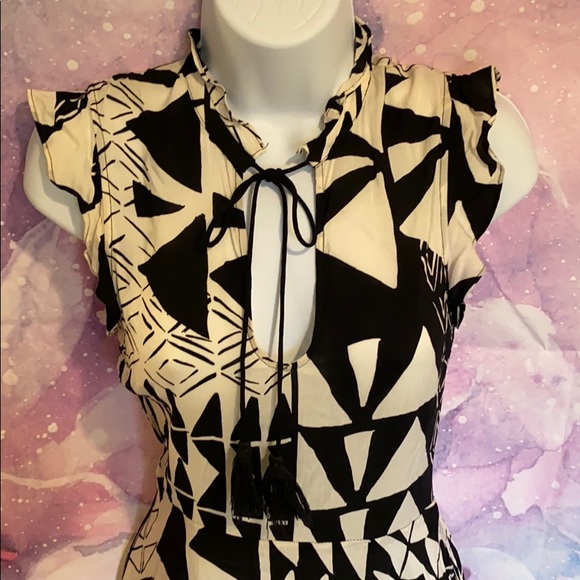 Dress - Picture 4 of 4